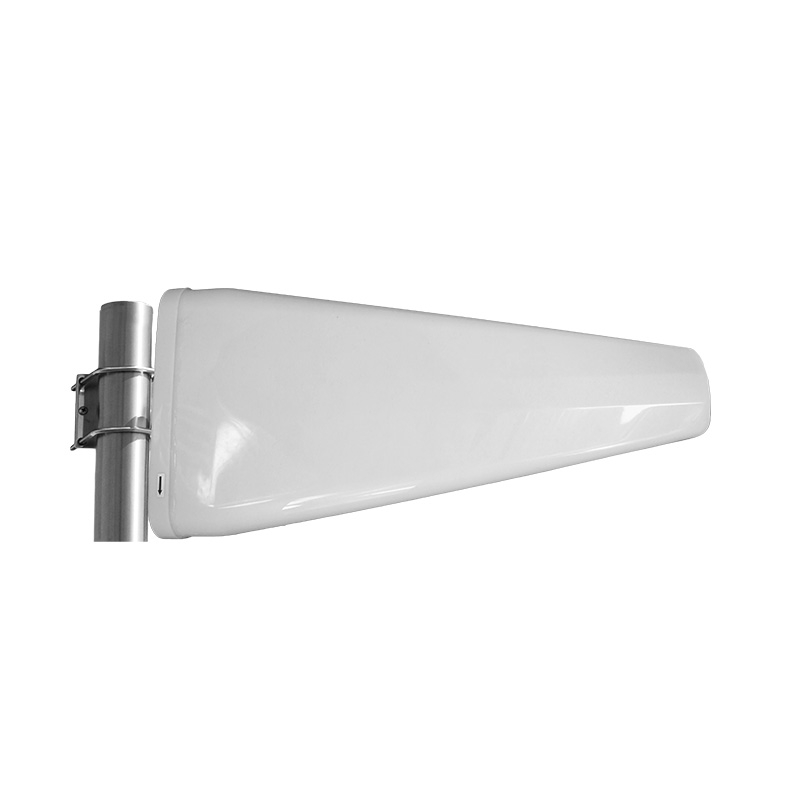02485 Directional Log Base Antenna