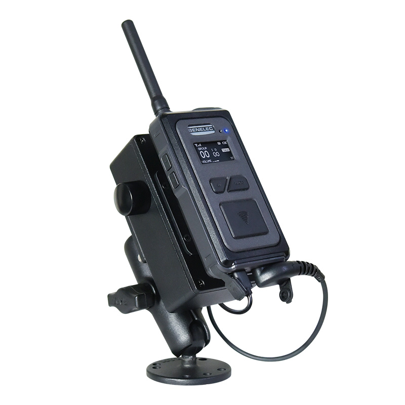 073103 073103 - BWI900 Wireless Intercom Gateway (APX Mobile Radio)